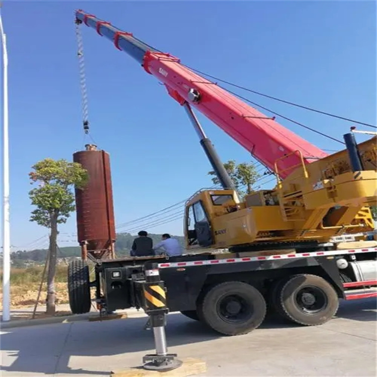 天津专业吊车租赁多少钱