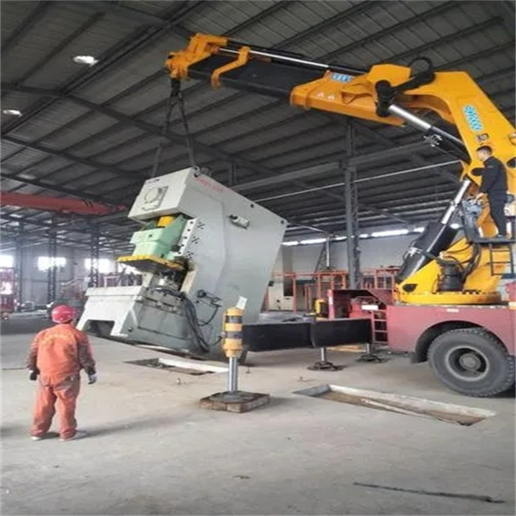 天津80吨折臂吊车出租附近电话